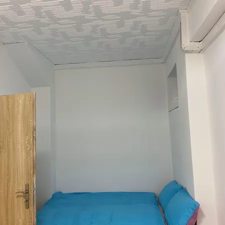 Cozy In Zizkov Διαμέρισμα
